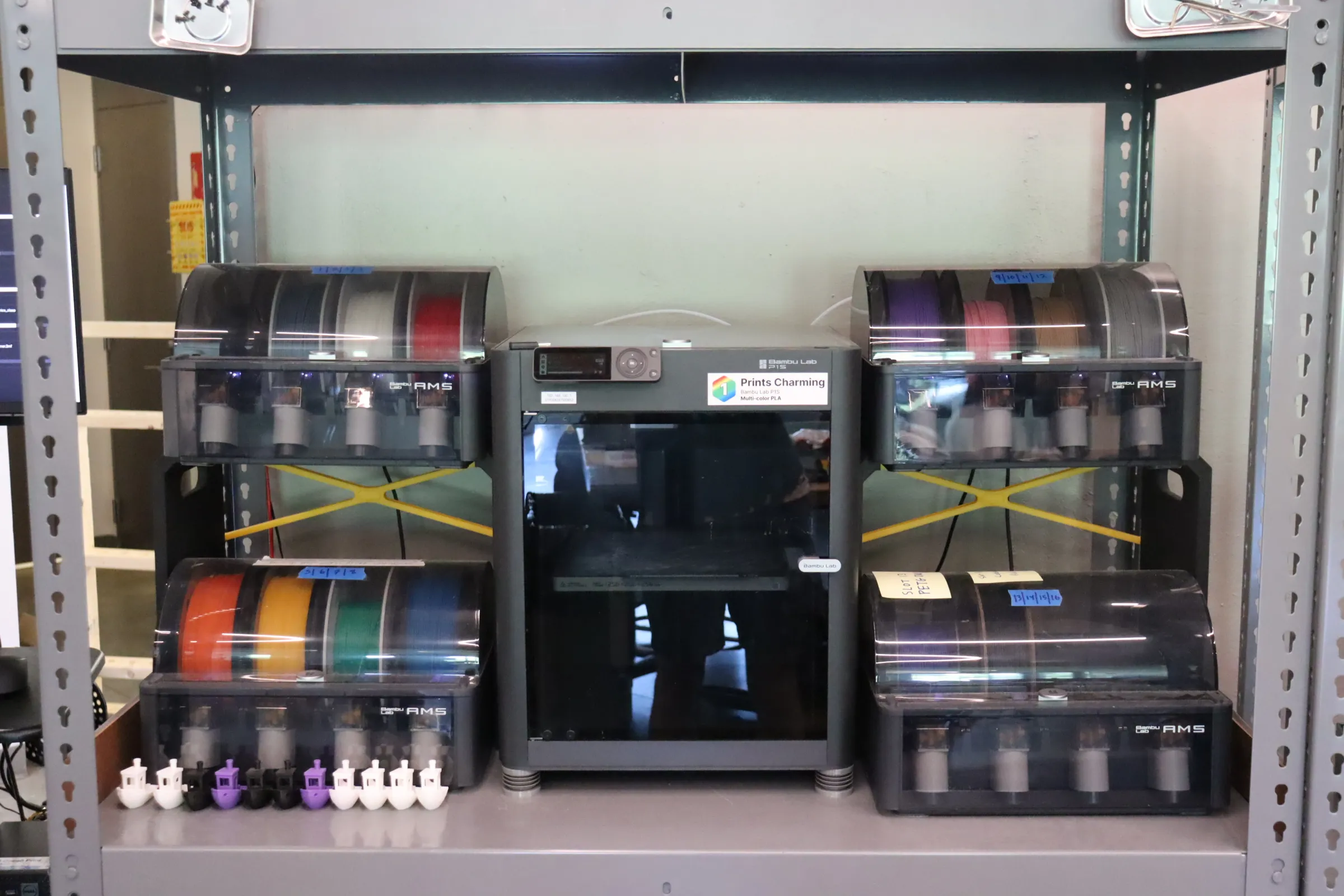 Bambu Lab P1S with 4 AMS units for multi-color printing